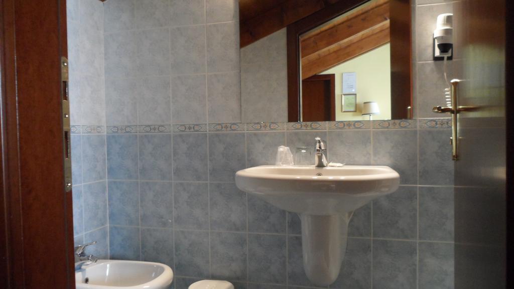 bahay-panuluyan Alloggi Marinella 3*
