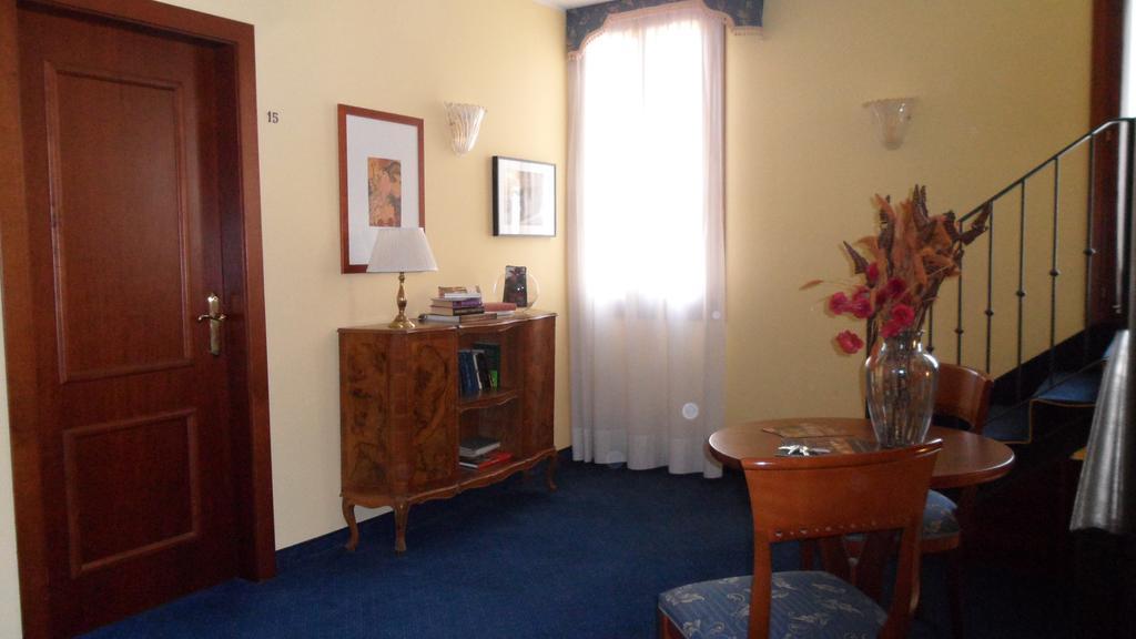 Alloggi Marinella bahay-panuluyan