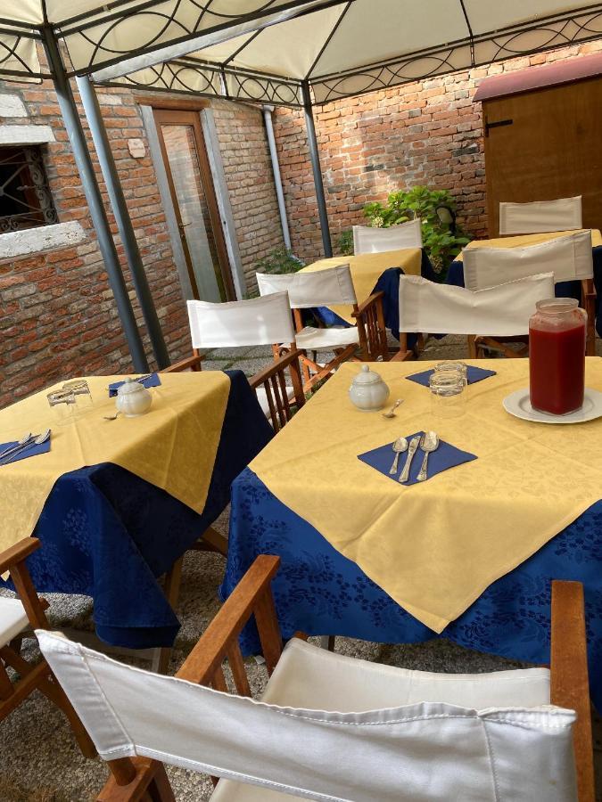 Alloggi Marinella bahay-panuluyan