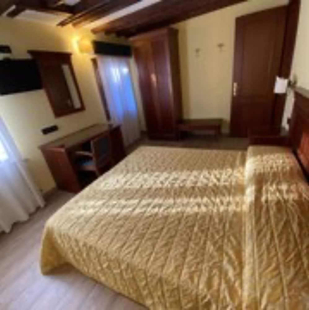 Alloggi Marinella bahay-panuluyan