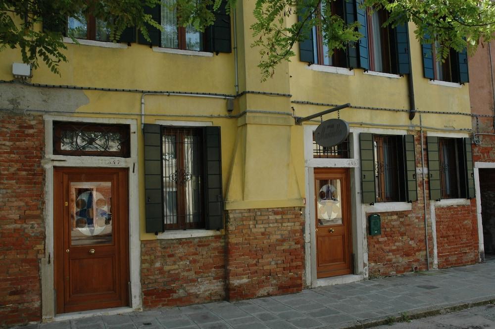 bahay-panuluyan Alloggi Marinella